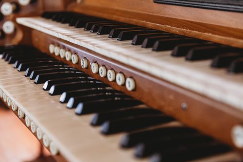 accompanist job description