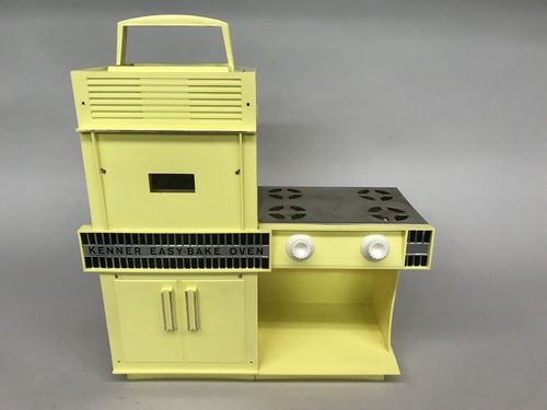 1964 Kenner Easy Bake Oven Yellow #1600