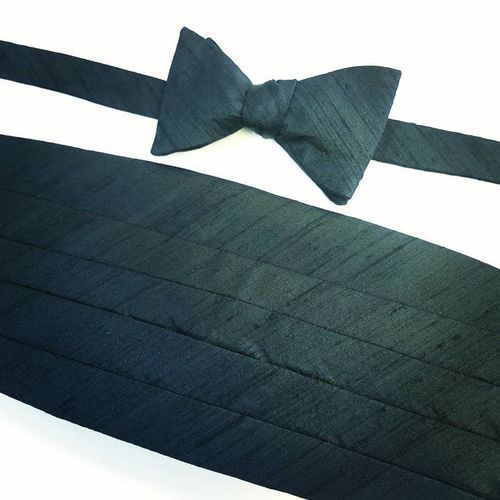 black bow tie and cummerbund set
