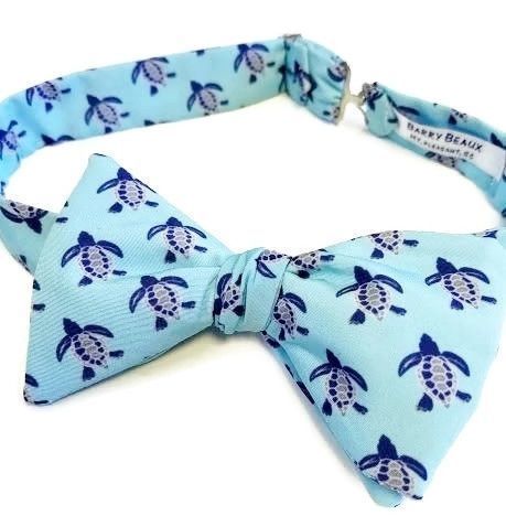 sea turtle bow tie