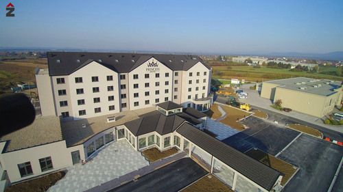 hotel princess jastrebarsko, fasada